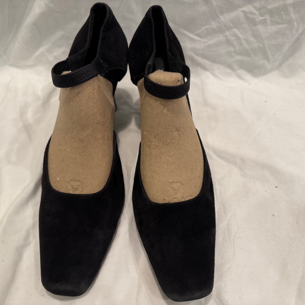 Moda Spana black suede rectangle kitten heels. - Picture 5 of 7